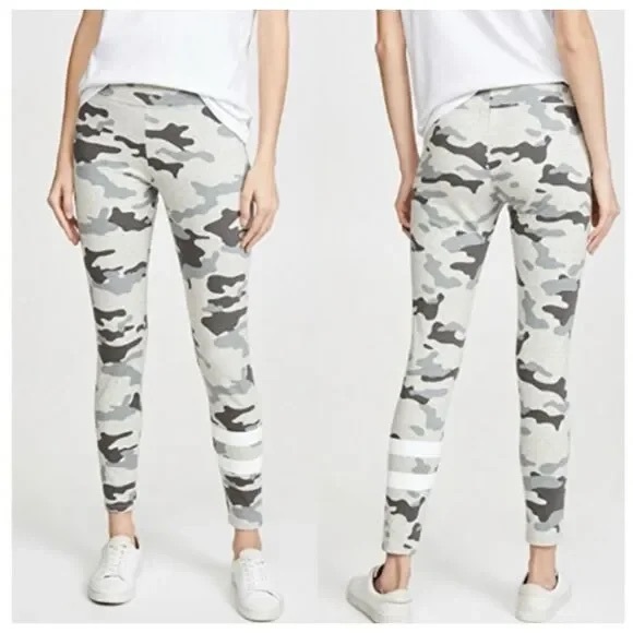 Sundry Anthropologie Camo Print yoga leggings made in USA sz 2 - Picture 1 of 5